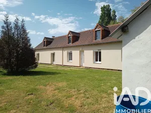 Longere in Parigné-l'Évêque (72250)