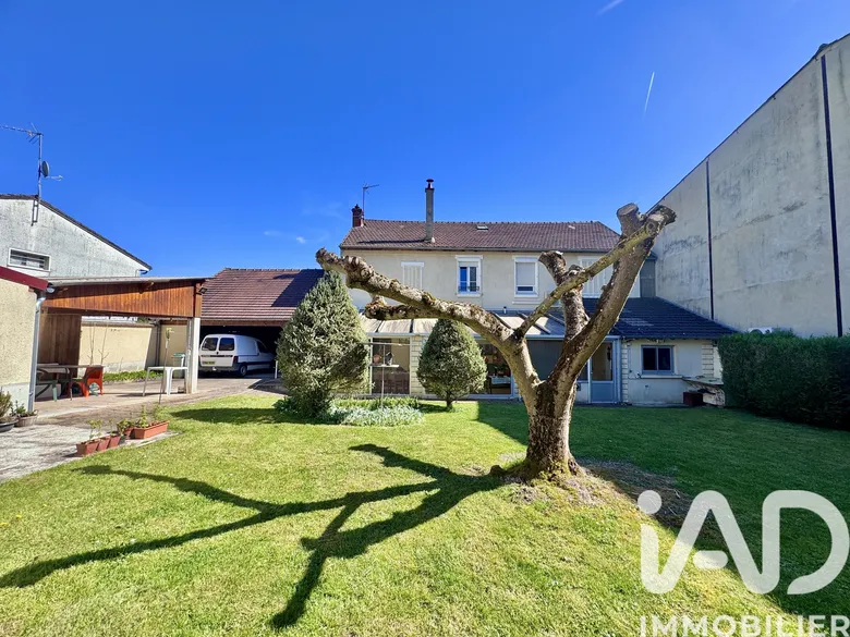 Maison 7 pièces 222 m² · à Vermenton · 222 m² · 269 000 €