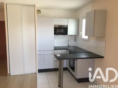 Appartement à Pontault-Combault (77340)