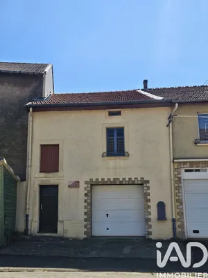 Village house in Ville-au-Montois (54620)