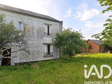 Maison de village à Sémelay (58360)