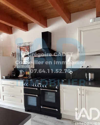 Park home in Toulx-Sainte-Croix (23600)