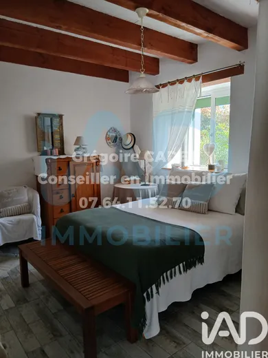 Park home in Toulx-Sainte-Croix (23600)