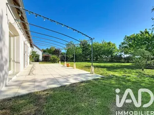 House in Luynes (37230)