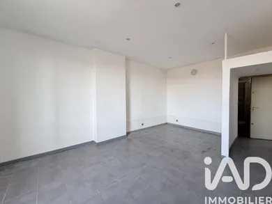 Apartment in Toulon (83100)