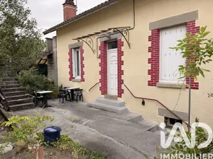 Townhouse in Saint-Priest-Taurion (87480)