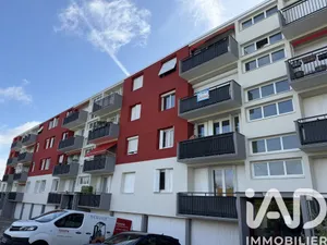 Apartment in Sainte-Geneviève-des-Bois (91700)