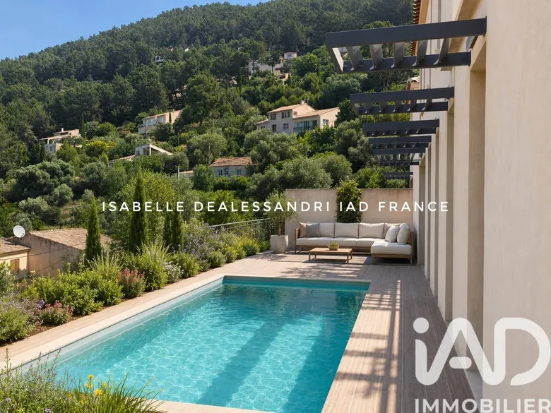 Maison 5 pièces 127 m² · à Ollioules · 127 m² · 650 000 €
