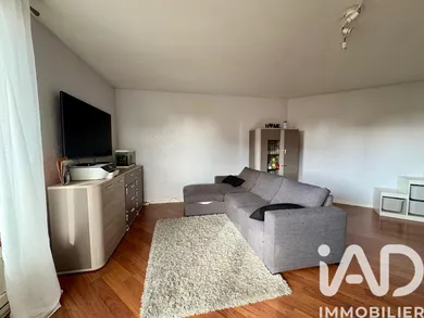 Apartment in Montmagny (95360)