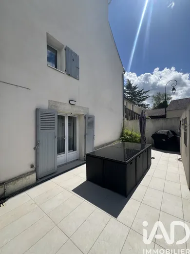 Maison traditionnelle à Gouvernes (77400)