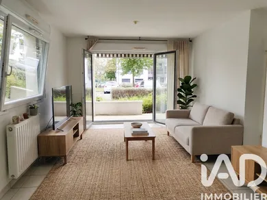 Apartment in Villenave-d'Ornon (33140)