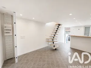 Townhouse in Le Pin (77181)