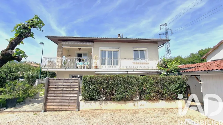 Maison 5 pièces 159 m² · à Seyssins · 159 m² · 429 000 €