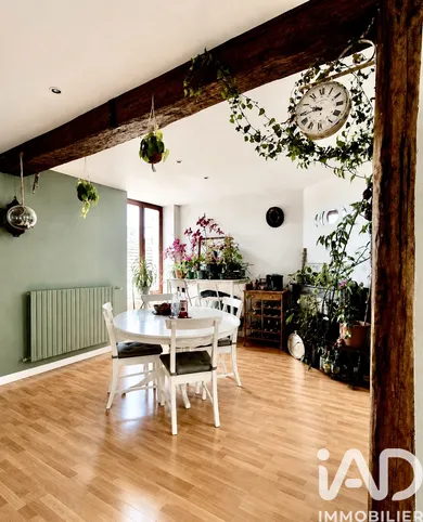Duplex à Bruyères-le-Châtel (91680)