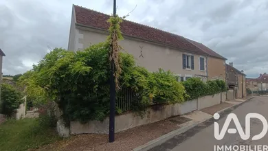 Maison de village à Mailly-la-Ville (89270)
