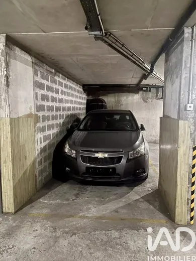 Parking in Nice (06300)