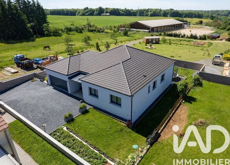 Maison 5 pièces 163 m² · à Hussigny-Godbrange · 163 m² · 619 000 €