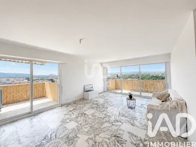 Appartement à Saint-Raphaël (83700)