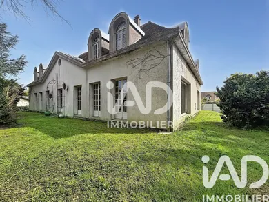 House in Roissy-en-Brie (77680)