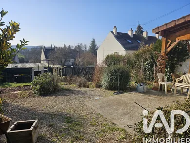 Maison de village à Donnemarie-Dontilly (77520)
