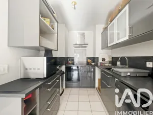 Apartment in Melun (77000)