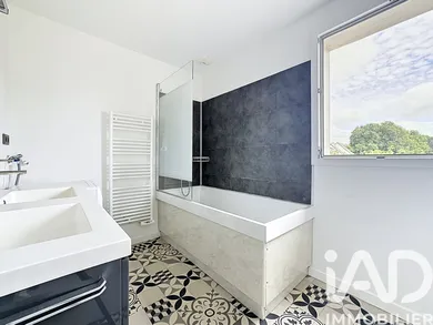 Duplex in Le Bono (56400)