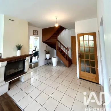 Detached house in Amboise (37400)