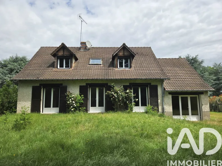Maison 6 pièces 146 m² · à Saint-Cyr-en-Val · 146 m² · 315 000 €
