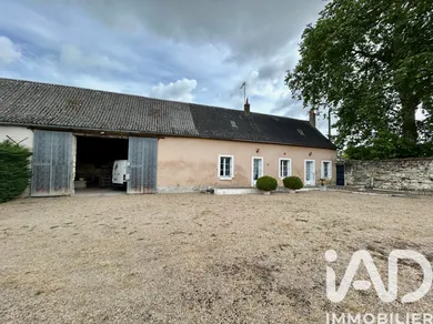 Maison de campagne à Brain-sur-Allonnes (49650)