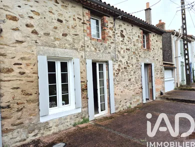 Maison à Saint-Hilaire-le-Vouhis (85480)