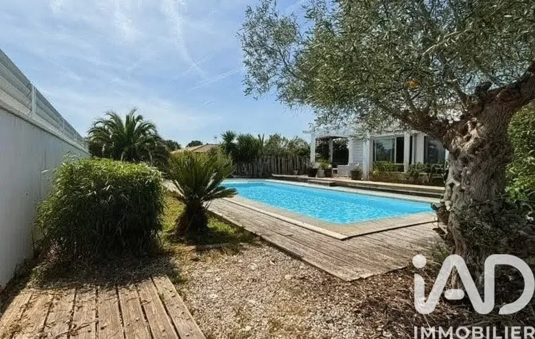 Maison 6 pièces 144 m² · à Mouguerre · 144 m² · 598 000 €