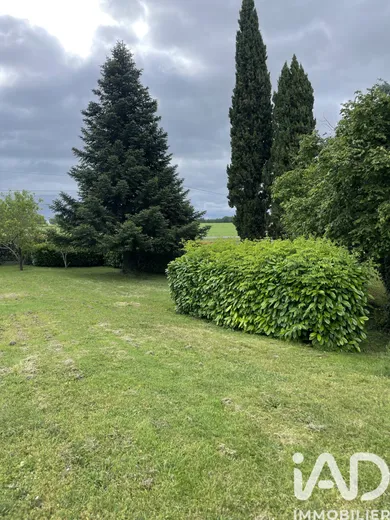 Terrain à bâtir à Martres (33760)
