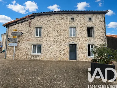 Longere in Saint-Aubin-le-Cloud (79450)