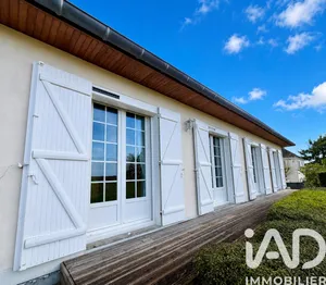 House in Rochecorbon (37210)