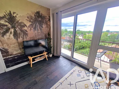 Apartment in Joigny (89300)
