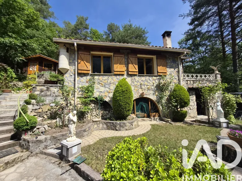 Maison 4 pièces 83 m² · à Aiglun · 83 m² · 375 000 €