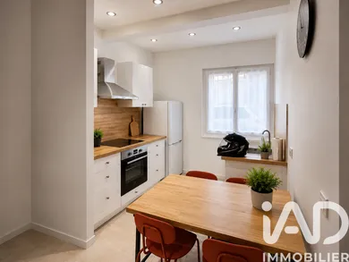 Apartment in Toulon (83000)