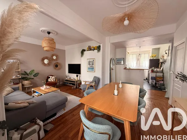 Appartement à Courbevoie (92400) photo 2