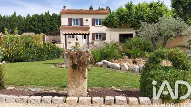 Traditional house in Eyragues (13630)