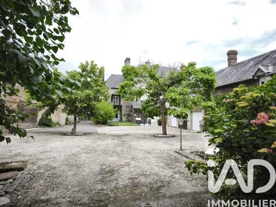 Mansion in Pré-en-Pail (53140)