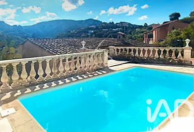 Maison à Mandelieu-la-Napoule (06210)