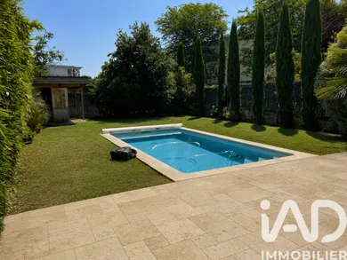 Appartement à Bordeaux (33800)