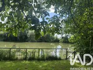 Land in Neuville sur Sarthe (72190)