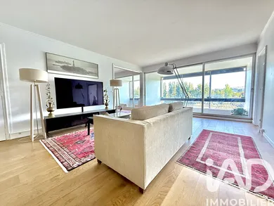 Appartement à Courbevoie (92400)
