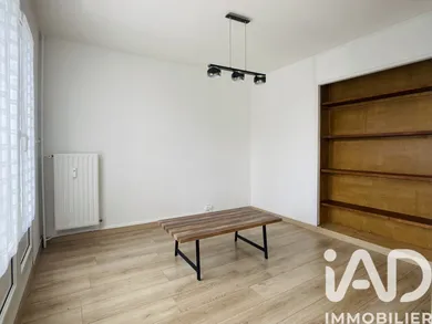 Apartment in Lambersart (59130)