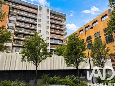 Apartment in Paris (75011)