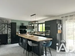 Detached house in Saint-Vincent (63320)