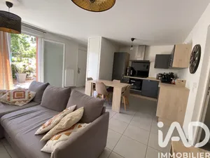 Appartement à Saint-Laurent-de-Mure (69720)