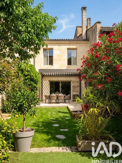 Maison à Bordeaux (33800)