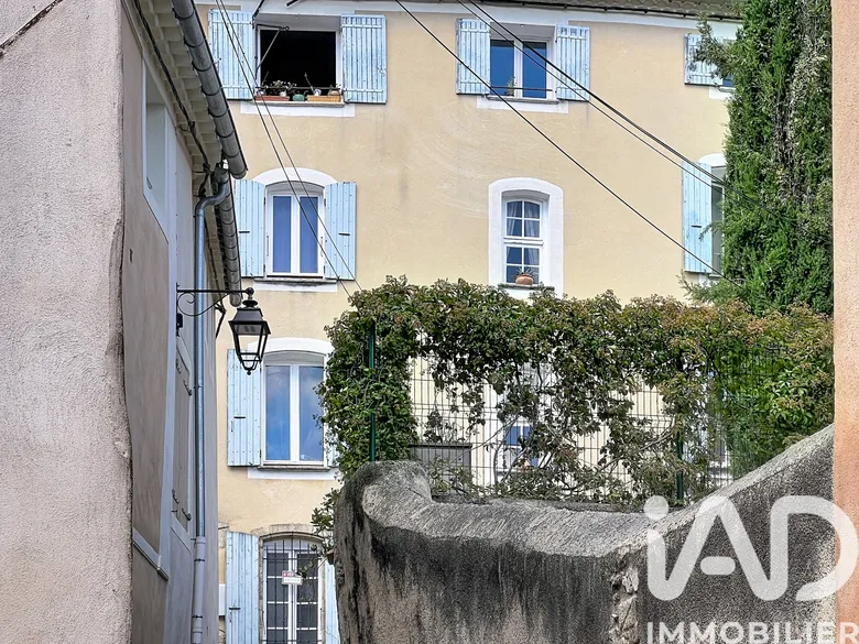 Maison 6 pièces 176 m² · à Malaucène · 176 m² · 392 000 €